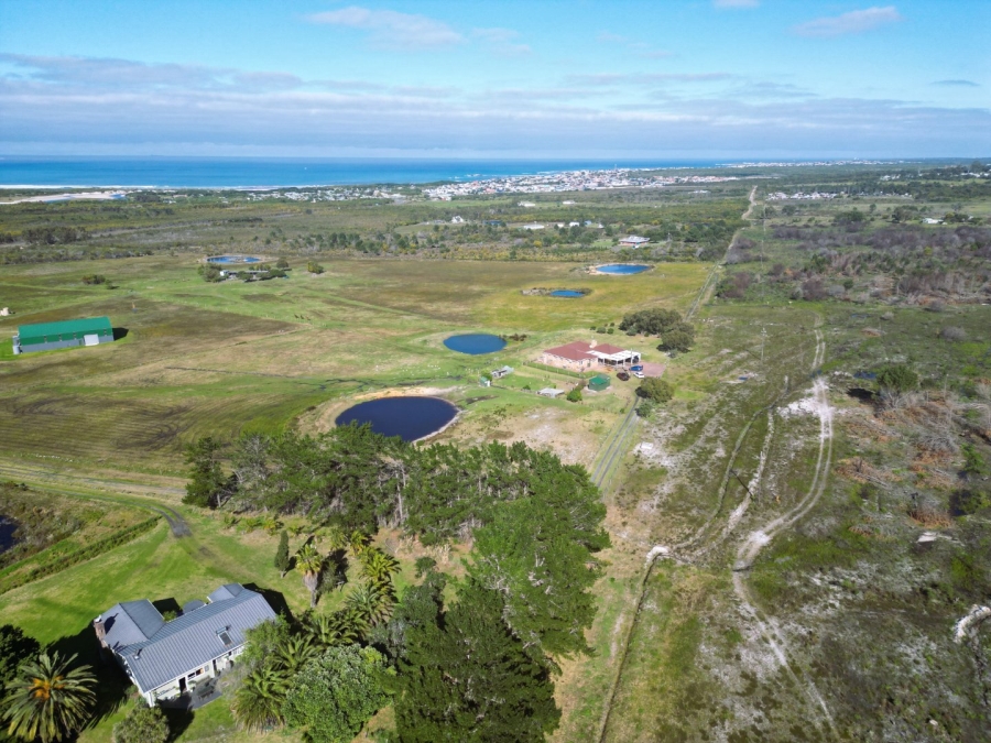 Commercial Property for Sale in Franskraal Western Cape